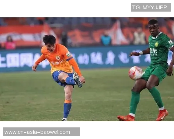 二年级球员崭露头角卡斯尔与萨尔场均得分均超15分 二年级球员崭露头角卡斯尔与萨尔场均得分均超15分